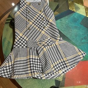 Janie and Jack dress for a beautiful girl very cute bow with gold bottoms